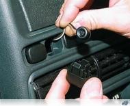 Ako vypnúť alarm na aute bez prívesku na kľúče, aby sa motor naštartoval?